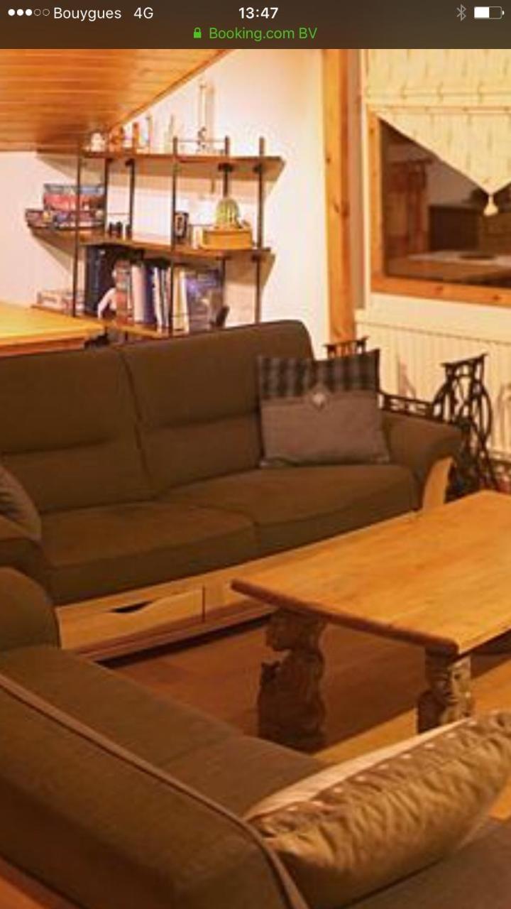 Mac Kinley Apartment ลาโรซีแยร์ ภายนอก รูปภาพ